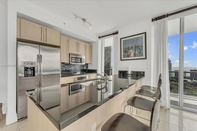 79 SW 12th St 3401-S, Miami, FL 33130