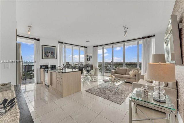 79 SW 12th St 3401-S, Miami, FL 33130