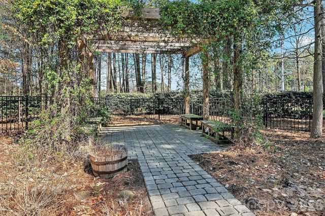 1156 Nixon Heights Lane, Denver, NC 28037