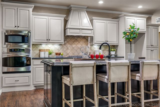 11343 S 75th Avenue E, Bixby, OK 74008