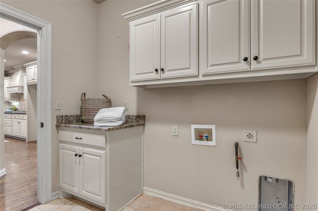 11343 S 75th Avenue E, Bixby, OK 74008