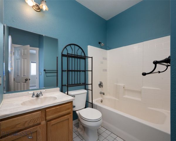 1113 Yellowstone Avenue, Belgrade, MT 59714