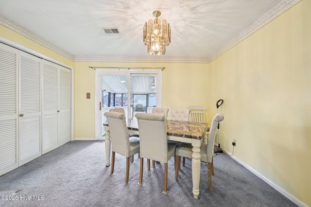 6958 Timbercroft Lane, Fayetteville, NC 28314