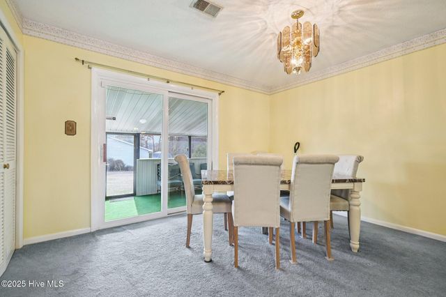 6958 Timbercroft Lane, Fayetteville, NC 28314