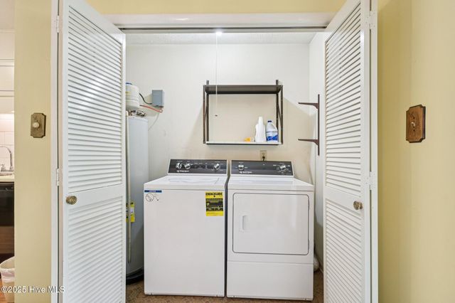 6958 Timbercroft Lane, Fayetteville, NC 28314