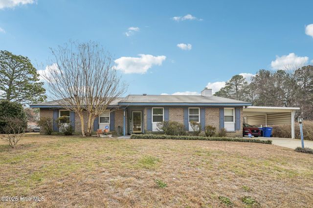 6958 Timbercroft Lane, Fayetteville, NC 28314