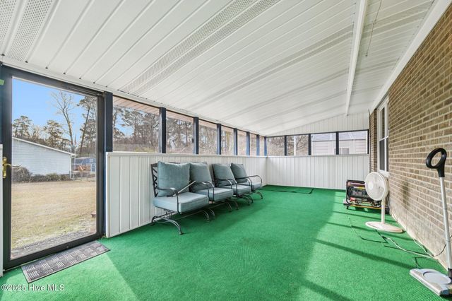 6958 Timbercroft Lane, Fayetteville, NC 28314