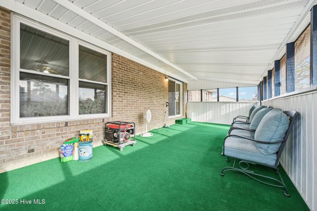 6958 Timbercroft Lane, Fayetteville, NC 28314