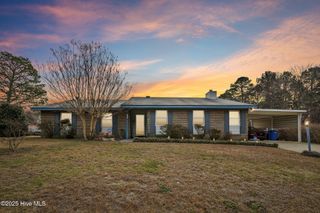 6958 Timbercroft Lane, Fayetteville, NC 28314