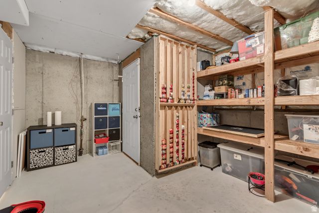 4928 W EAGLES LANDING ST ST, West Point, UT 84015