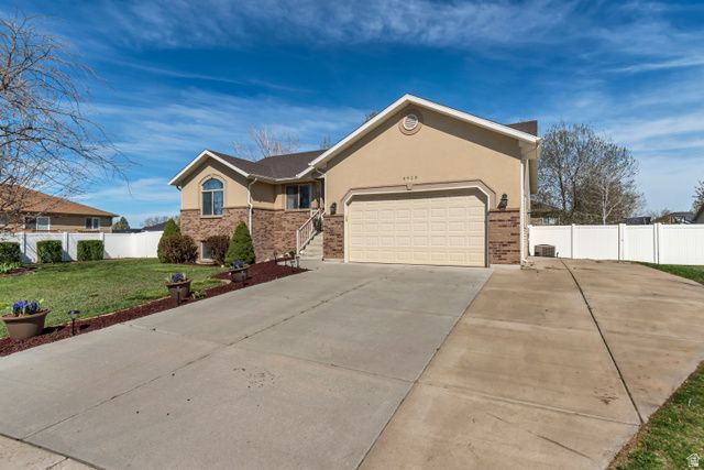 4928 W EAGLES LANDING ST ST, West Point, UT 84015