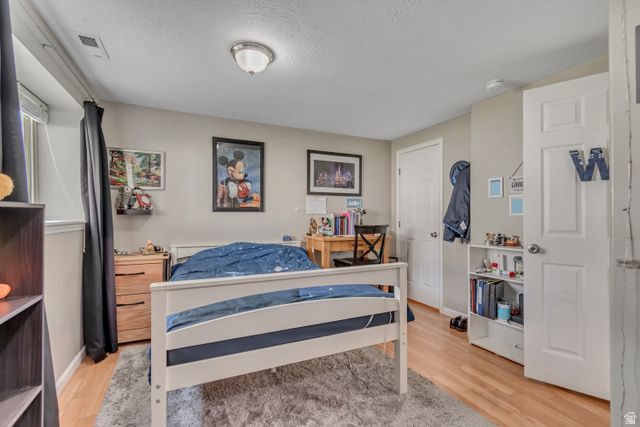 4928 W EAGLES LANDING ST ST, West Point, UT 84015