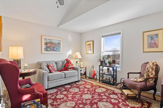 1040 Umber Drive, Traverse City, MI 49696