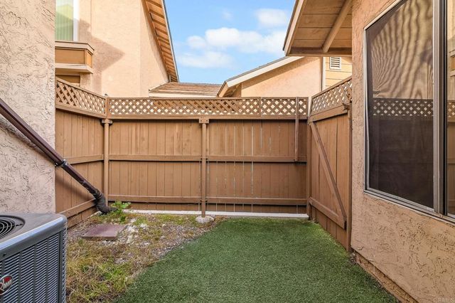 2411 Adirondack 1, Paradise Hills, CA 92139