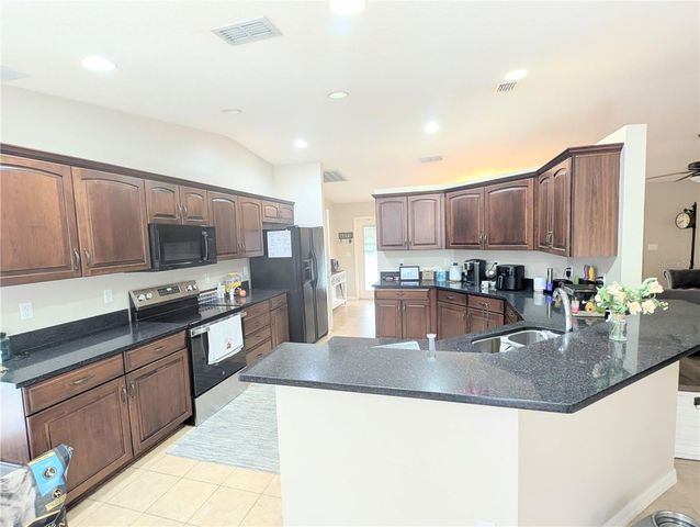 1750 SE 80TH STREET, Ocala, FL 34480