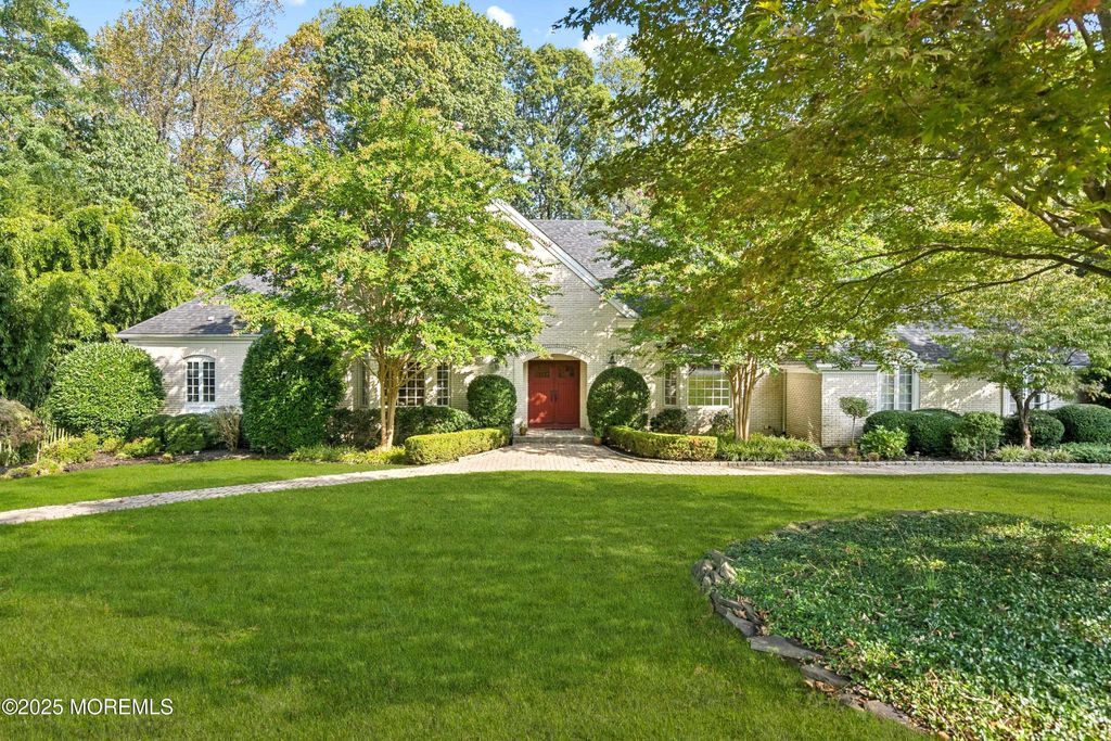 50 Takolusa Drive, Holmdel, NJ 07733