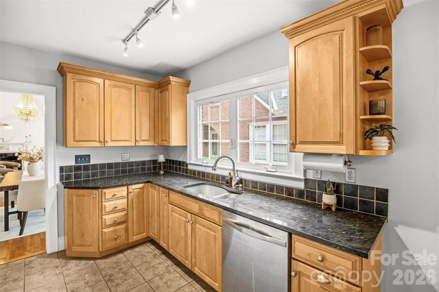 2137 Shenandoah Avenue, Charlotte, NC 28205