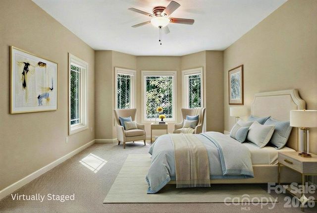 301 Gateway Drive, Hendersonville, NC 28739