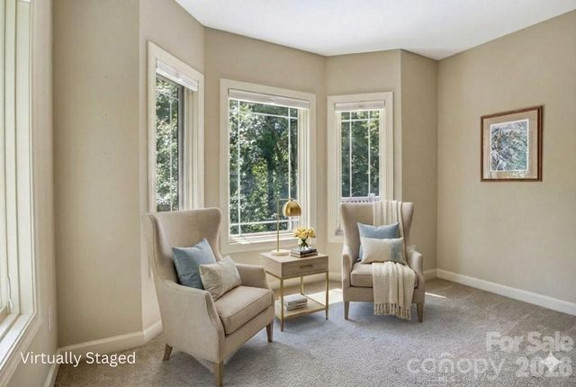 301 Gateway Drive, Hendersonville, NC 28739