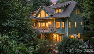 301 Gateway Drive, Hendersonville, NC 28739