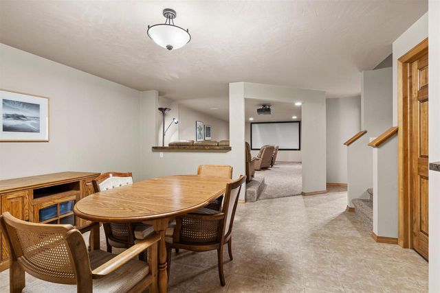 1112 LAKE PARK ROAD, Menasha, WI 54952