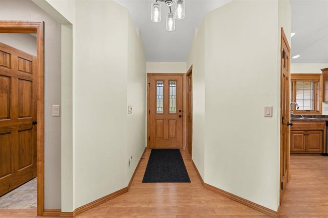 1112 LAKE PARK ROAD, Menasha, WI 54952