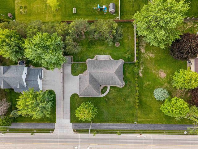 1112 LAKE PARK ROAD, Menasha, WI 54952