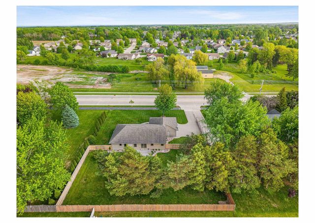 1112 LAKE PARK ROAD, Menasha, WI 54952