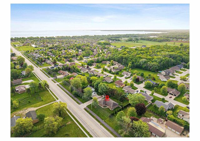 1112 LAKE PARK ROAD, Menasha, WI 54952