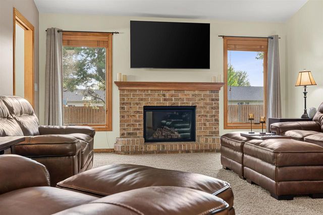 1112 LAKE PARK ROAD, Menasha, WI 54952