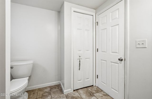 11 W Arverne Avenue, Ocean Gate, NJ 08740