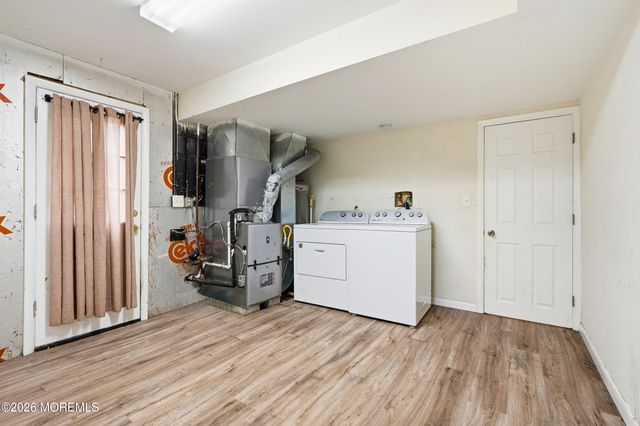 11 W Arverne Avenue, Ocean Gate, NJ 08740