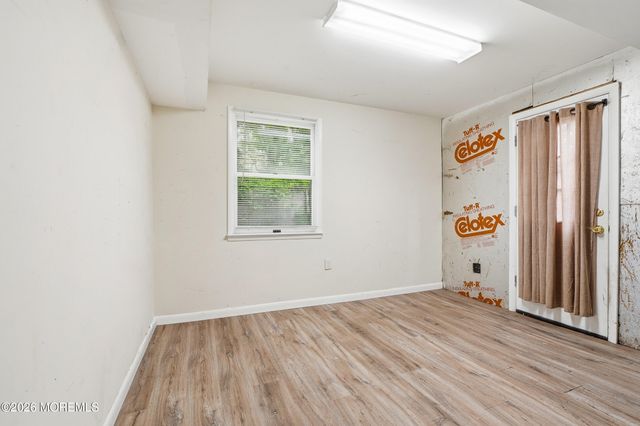 11 W Arverne Avenue, Ocean Gate, NJ 08740