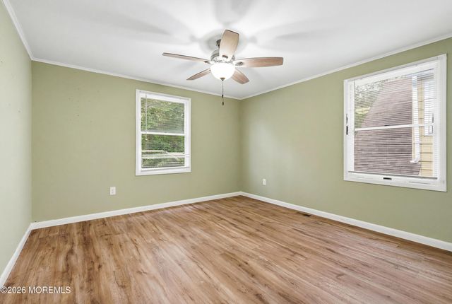 11 W Arverne Avenue, Ocean Gate, NJ 08740