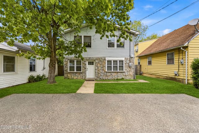 11 W Arverne Avenue, Ocean Gate, NJ 08740