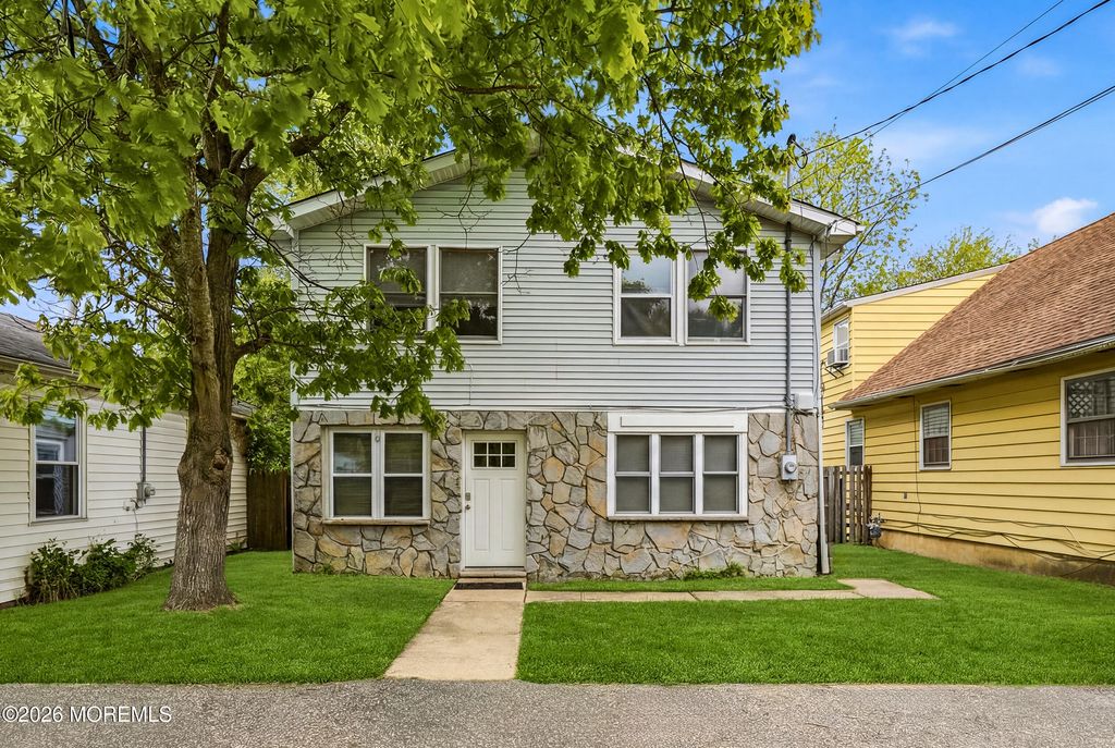 11 W Arverne Avenue, Ocean Gate, NJ 08740