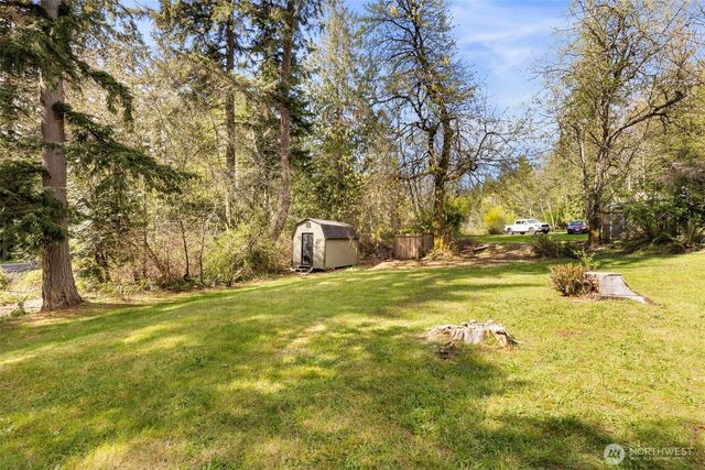 17028 Suquamish Way NE, Suquamish, WA 98392