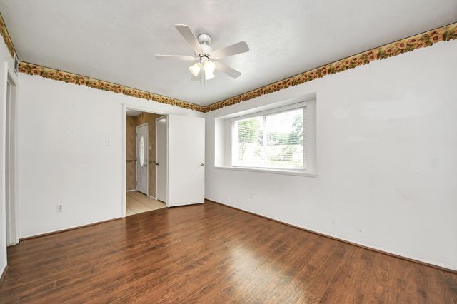 2422 Woven Wood Lane, Richmond, TX 77406