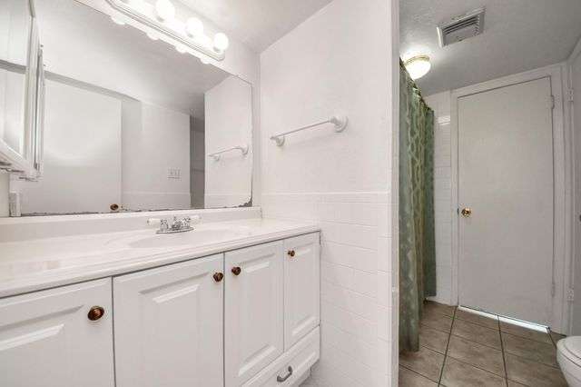 2422 Woven Wood Lane, Richmond, TX 77406