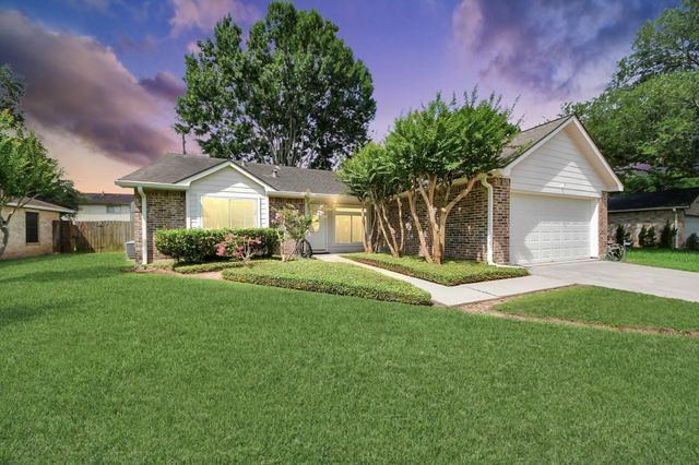 2422 Woven Wood Lane, Richmond, TX 77406