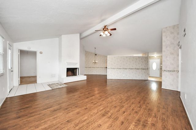 2422 Woven Wood Lane, Richmond, TX 77406