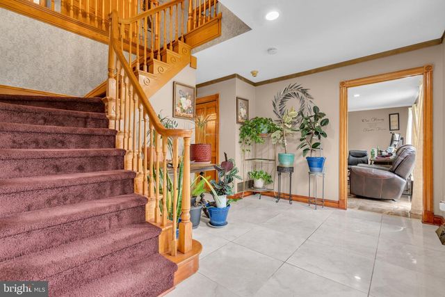5 CHURCH STREET, Edgewater Park, NJ 08010
