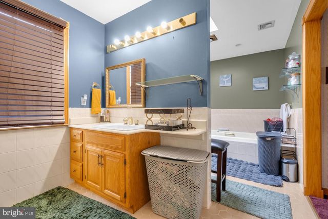 5 CHURCH STREET, Edgewater Park, NJ 08010