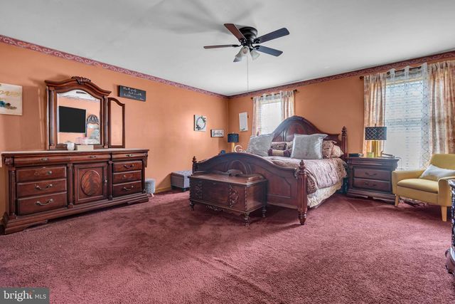 5 CHURCH STREET, Edgewater Park, NJ 08010