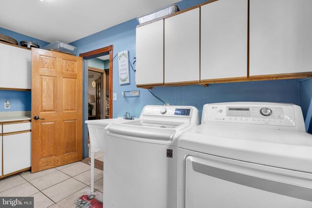 5 CHURCH STREET, Edgewater Park, NJ 08010