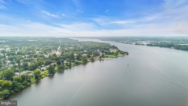 5 CHURCH STREET, Edgewater Park, NJ 08010