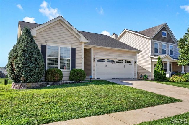 3224 Stowe Landing, St Charles, MO 63301