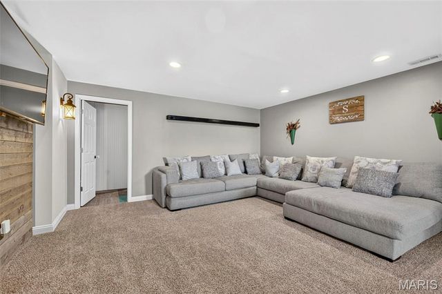3224 Stowe Landing, St Charles, MO 63301