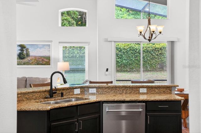 5477 GLEN OAK PLACE, Sanford, FL 32771