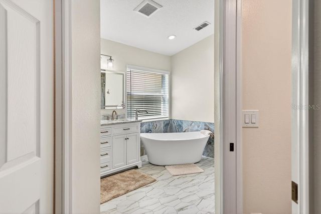 5477 GLEN OAK PLACE, Sanford, FL 32771